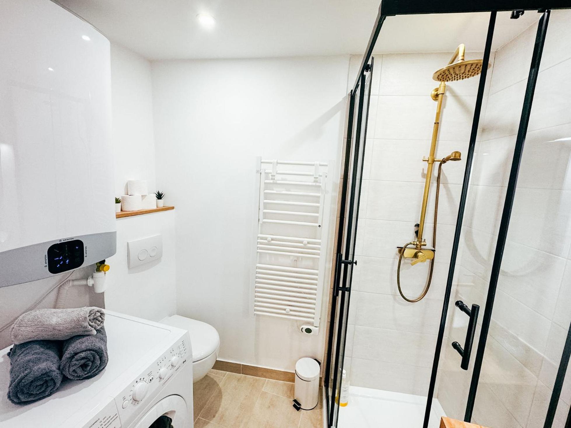Studio Cozy Centre Avec Parking 格拉斯 外观 照片